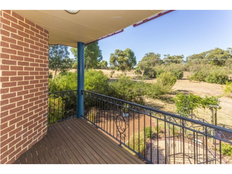 103 Ridgewood loop, Bullsbrook WA 6084