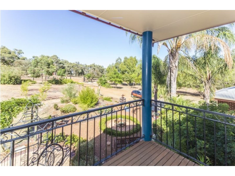 103 Ridgewood loop, Bullsbrook WA 6084