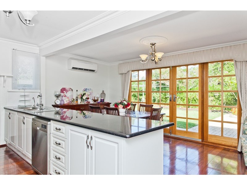 11 scott street, Guildford WA 6055