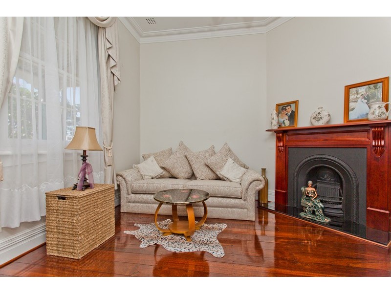 11 scott street, Guildford WA 6055