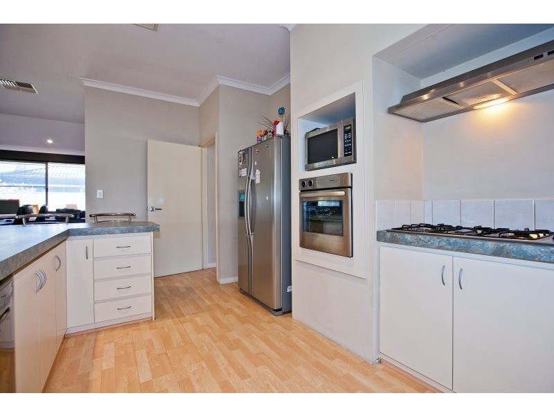 1 Kensington  Street, Bellevue WA 6056