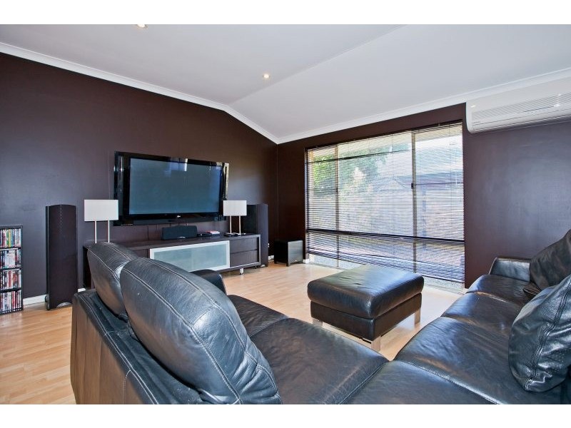 1 Kensington  Street, Bellevue WA 6056