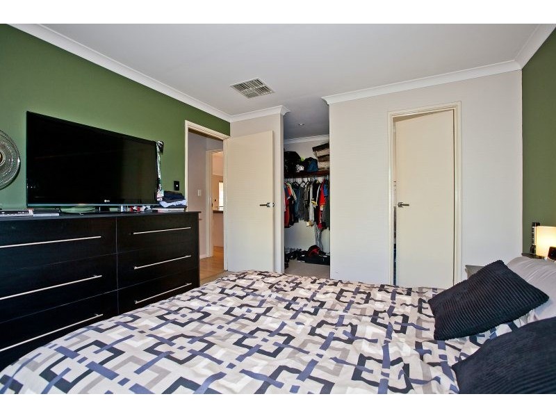 1 Kensington  Street, Bellevue WA 6056