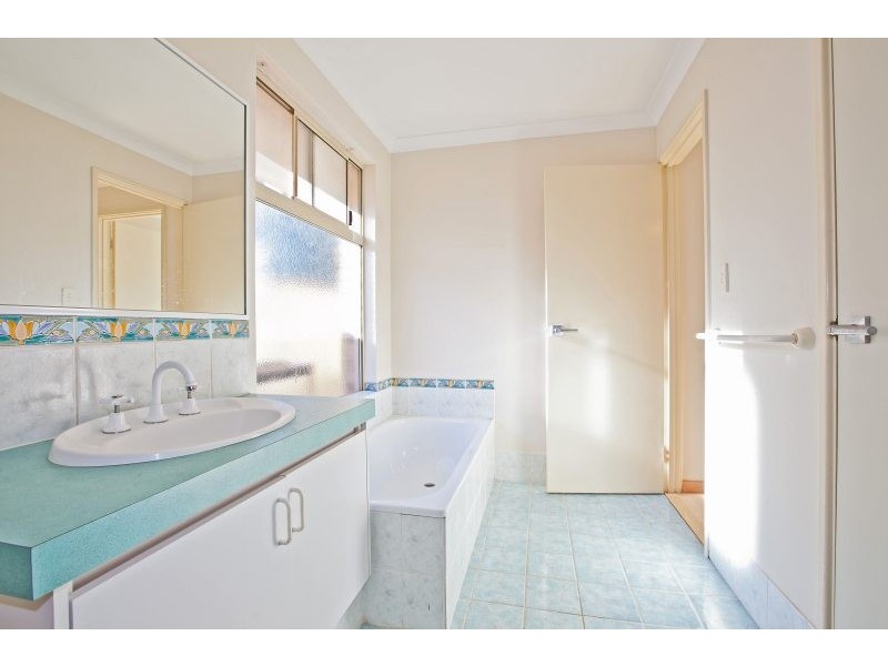 1 Kensington  Street, Bellevue WA 6056