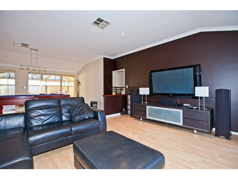 1 Kensington  Street, Bellevue WA 6056