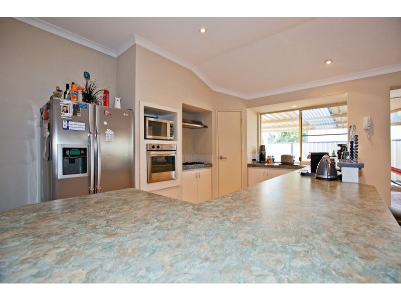 1 Kensington  Street, Bellevue WA 6056