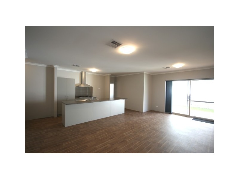 35A Western Avenue, High Wycombe WA 6057