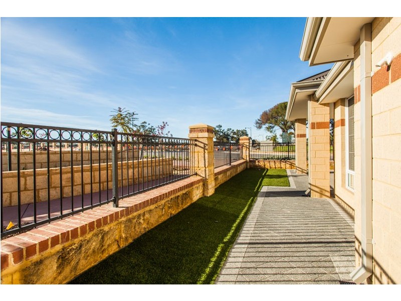 1 Barcoo Mews, South Guildford WA 6055