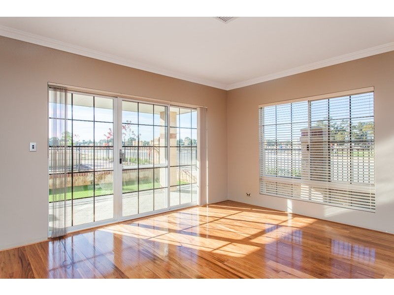 1 Barcoo Mews, South Guildford WA 6055