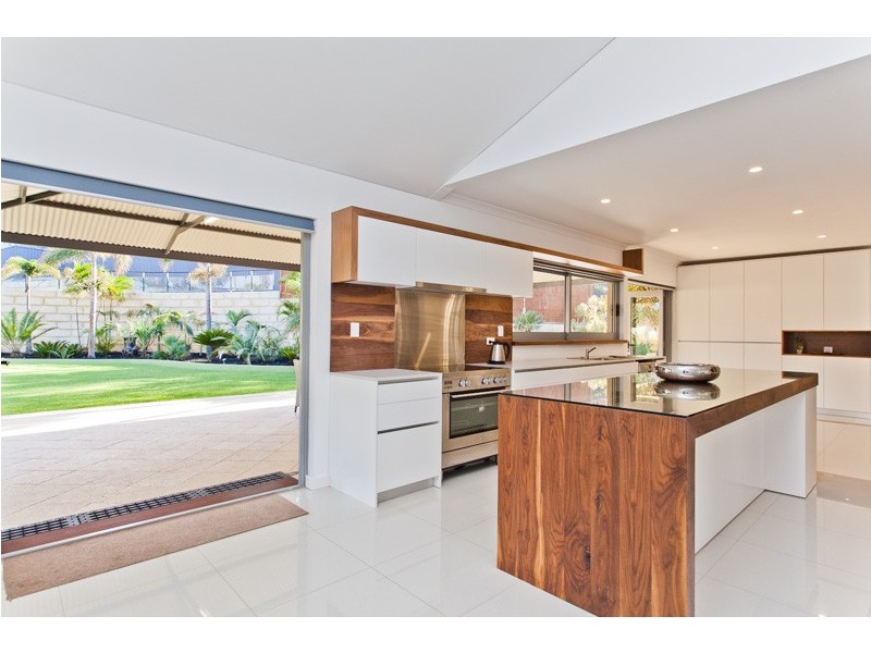 20 Crufts Way, Canning Vale WA 6155