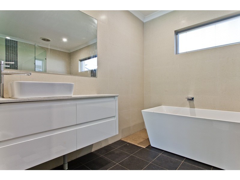 20 Crufts Way, Canning Vale WA 6155