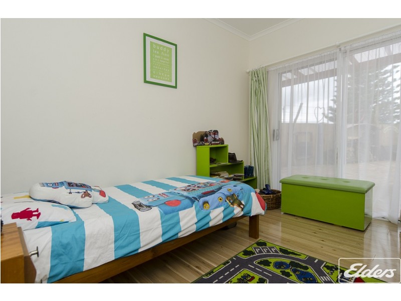 2 Chapman Road, Middleton SA 5213