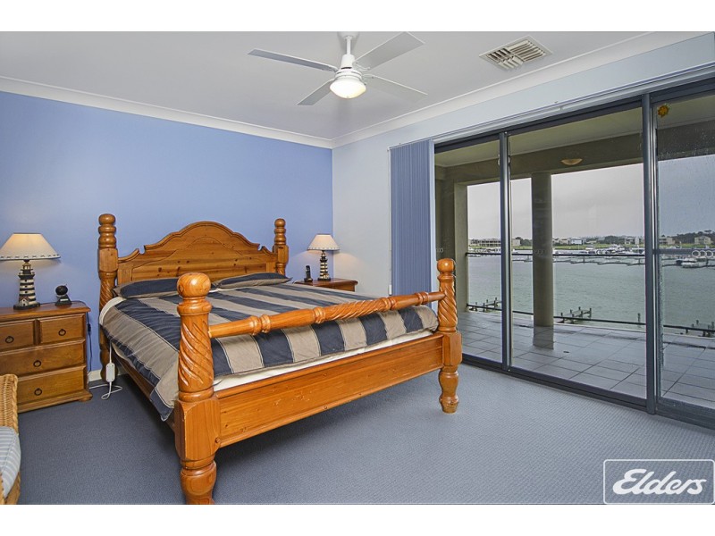 10 Tolarno Drive, Hindmarsh Island SA 5214