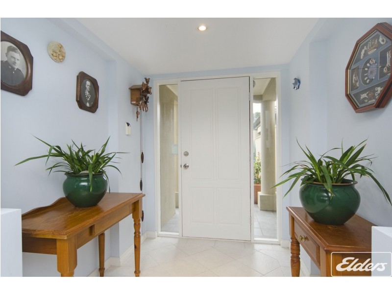 10 Tolarno Drive, Hindmarsh Island SA 5214