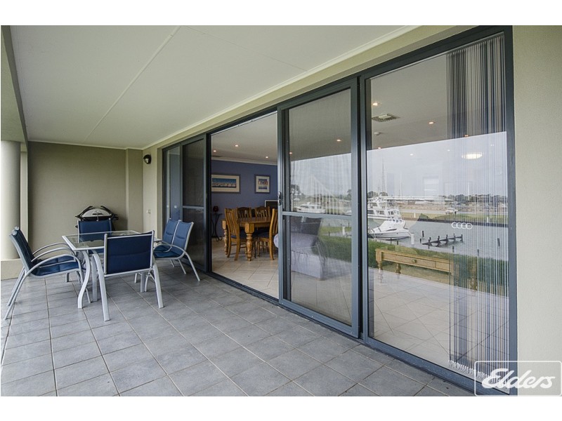 10 Tolarno Drive, Hindmarsh Island SA 5214