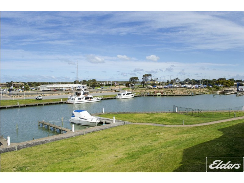 10 Tolarno Drive, Hindmarsh Island SA 5214