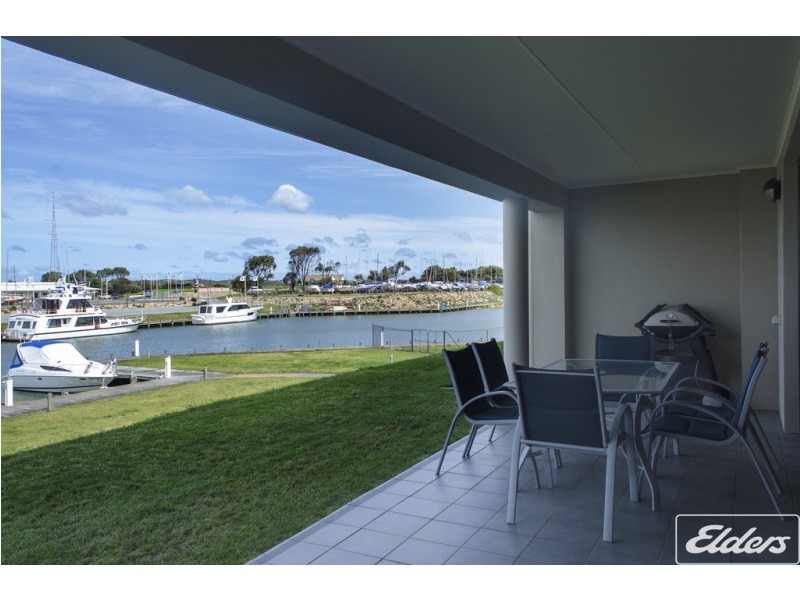 10 Tolarno Drive, Hindmarsh Island SA 5214