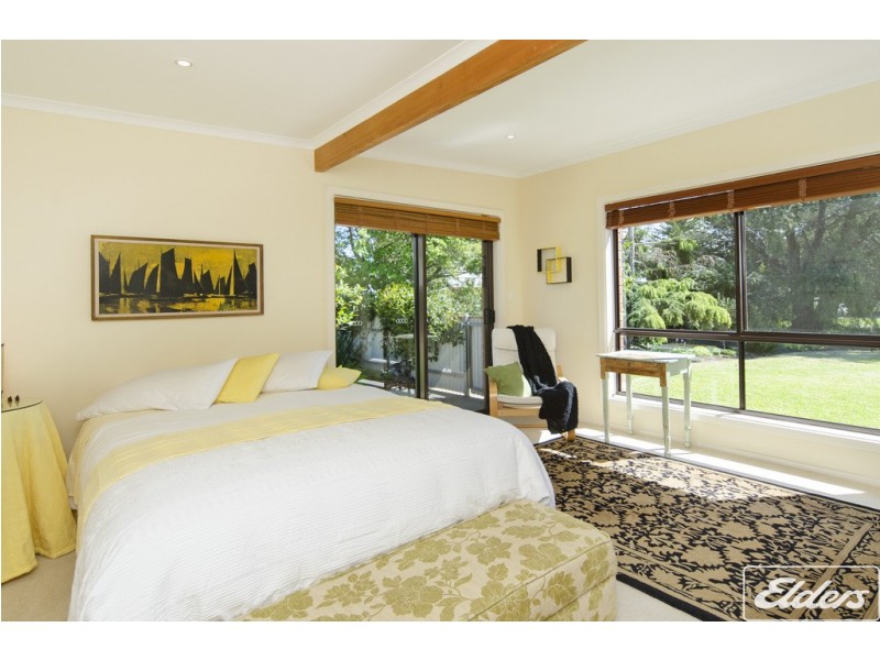 1 Captain Sturt Parade, Hindmarsh Island SA 5214
