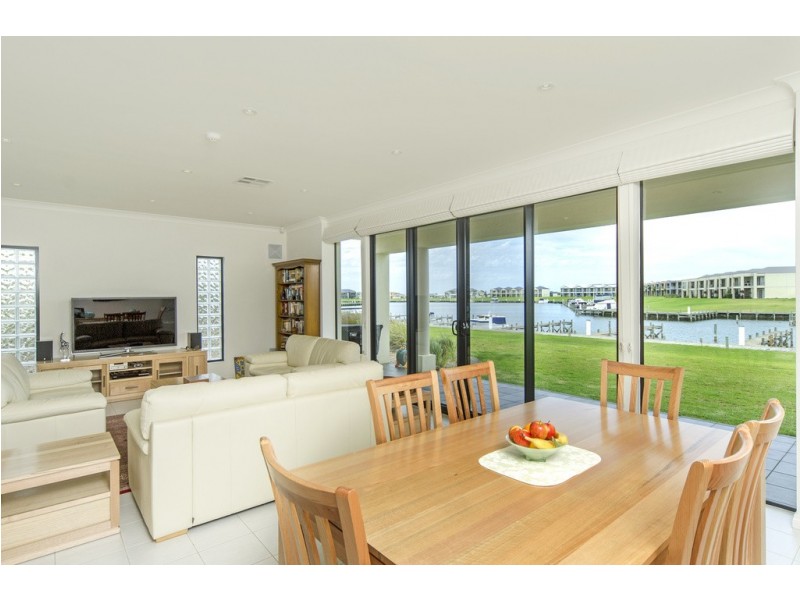 29 Vesta Drive, Hindmarsh Island SA 5214