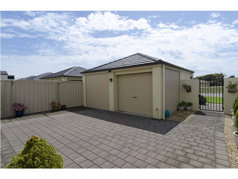 29 Vesta Drive, Hindmarsh Island SA 5214
