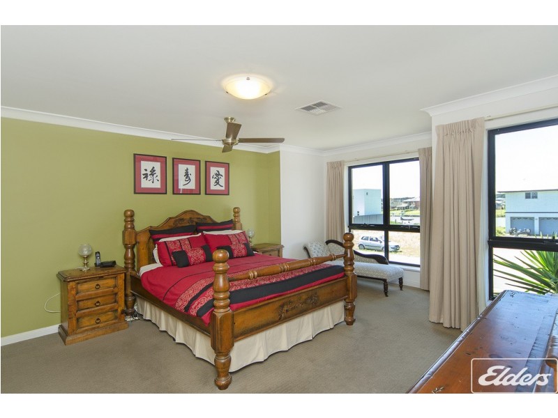 14 Excelsior Parade, Hindmarsh Island SA 5214