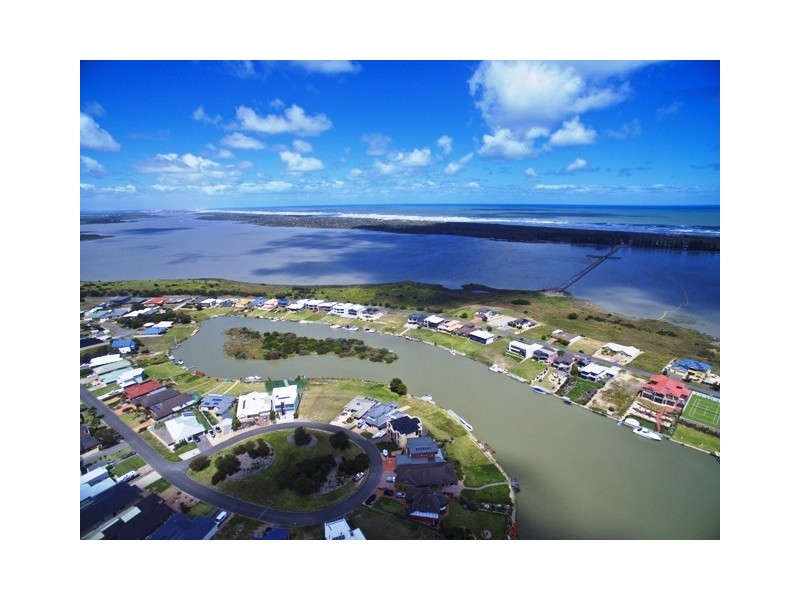 14 Excelsior Parade, Hindmarsh Island SA 5214