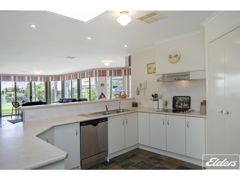 4 Janz Avenue, Goolwa North SA 5214