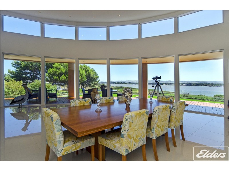 14 Fraser Drive, Hindmarsh Island SA 5214