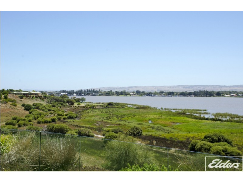 14 Fraser Drive, Hindmarsh Island SA 5214