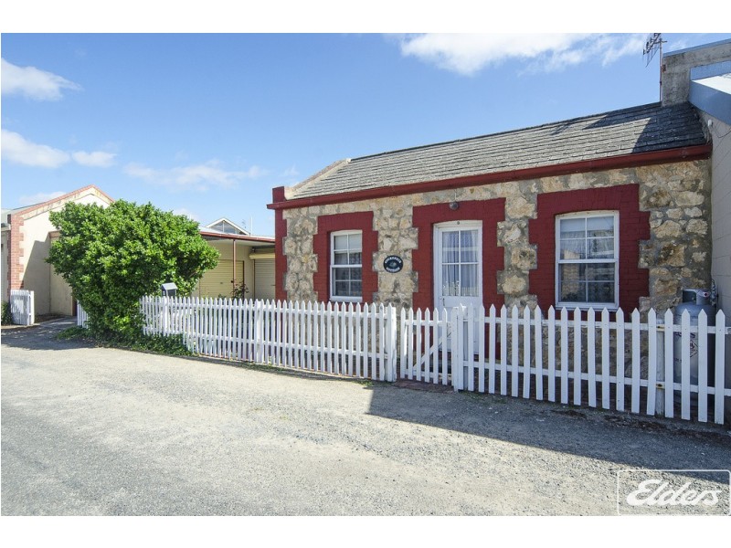 8 Hutchinson Street, Goolwa SA 5214