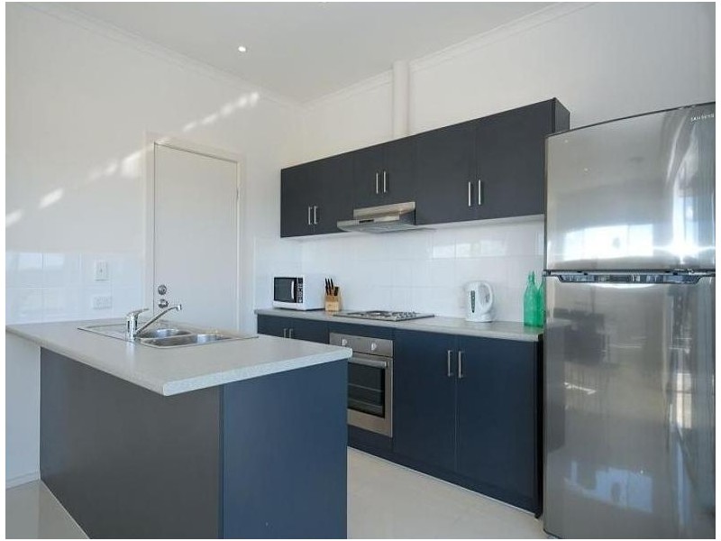 10 Lawrence Street, Goolwa North SA 5214