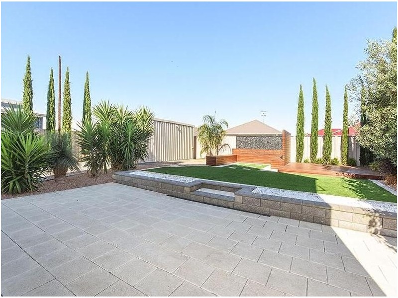 10 Lawrence Street, Goolwa North SA 5214