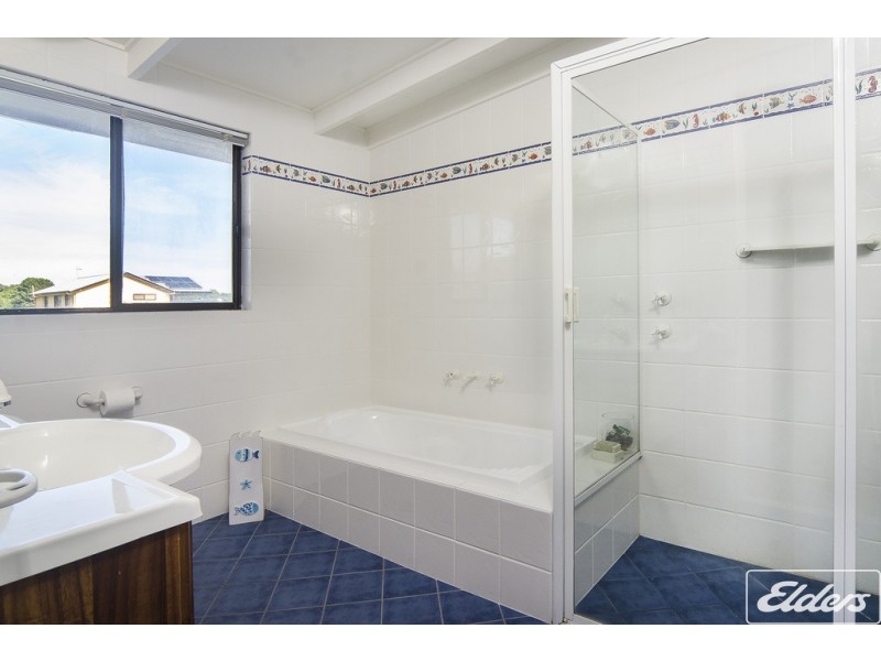 37 Captain Sturt Parade, Hindmarsh Island SA 5214