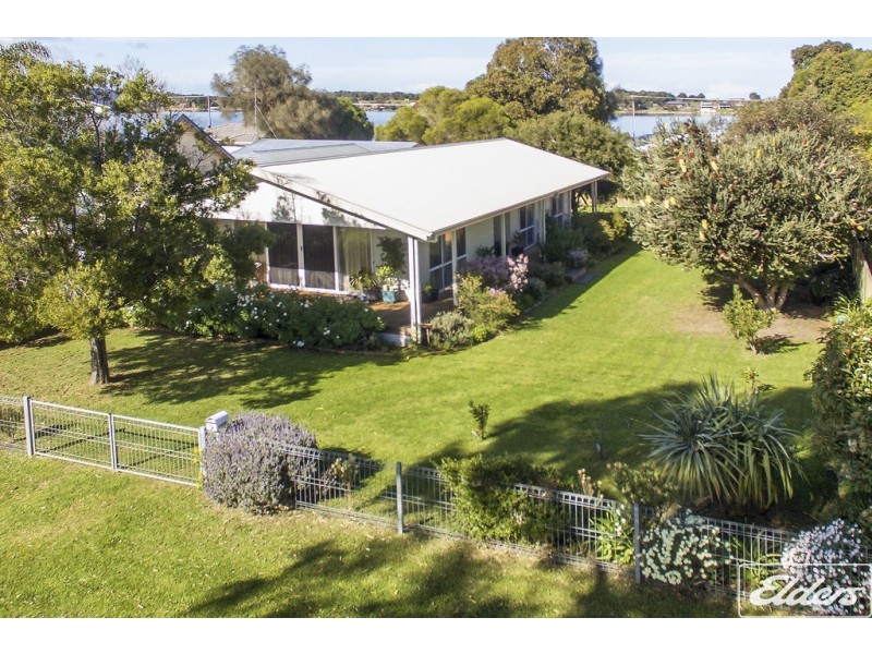 9 Daniel Avenue, Goolwa North SA 5214