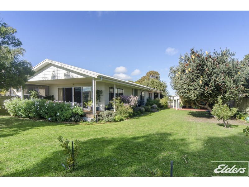 9 Daniel Avenue, Goolwa North SA 5214