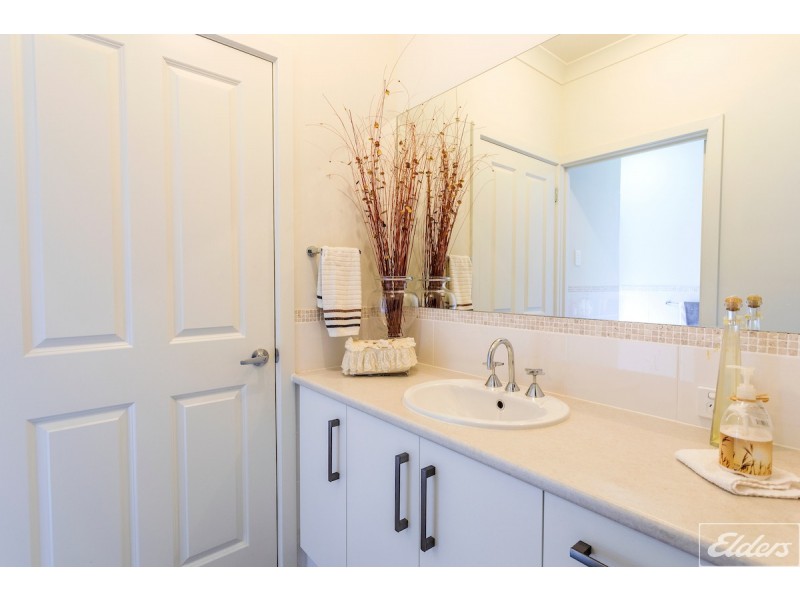 94 Fenchurch Street, Goolwa North SA 5214