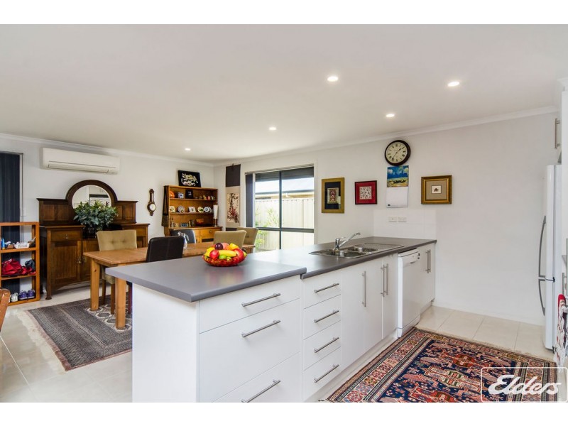 49 Princess Royal Parade, Hindmarsh Island SA 5214