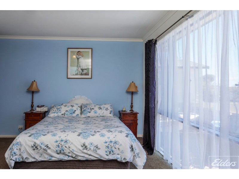 8 Godfrey Street, Goolwa Beach SA 5214