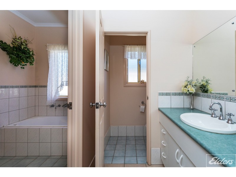 2D Burt Avenue, Goolwa North SA 5214