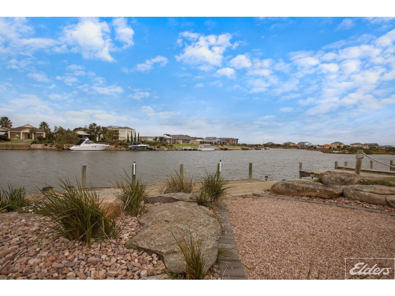 87 Wentworth Parade, Hindmarsh Island SA 5214