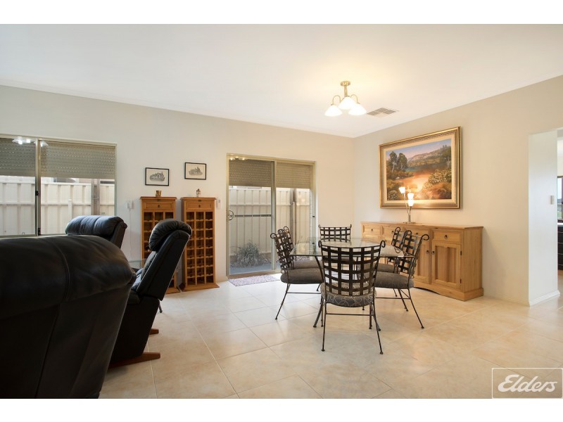 87 Wentworth Parade, Hindmarsh Island SA 5214