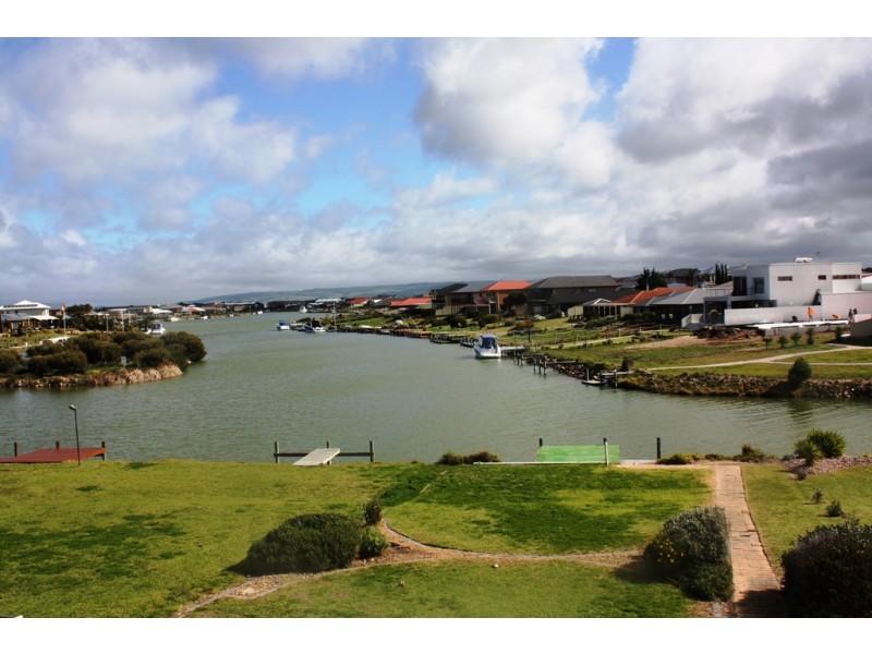 151 Excelsior Parade, Hindmarsh Island SA 5214
