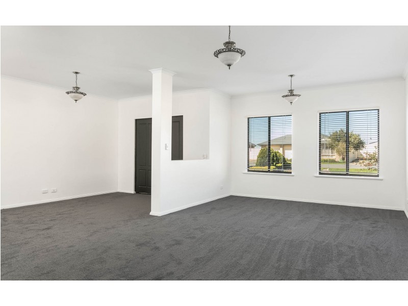 151 Excelsior Parade, Hindmarsh Island SA 5214