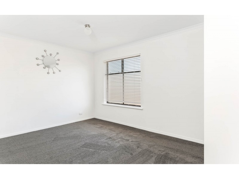 151 Excelsior Parade, Hindmarsh Island SA 5214