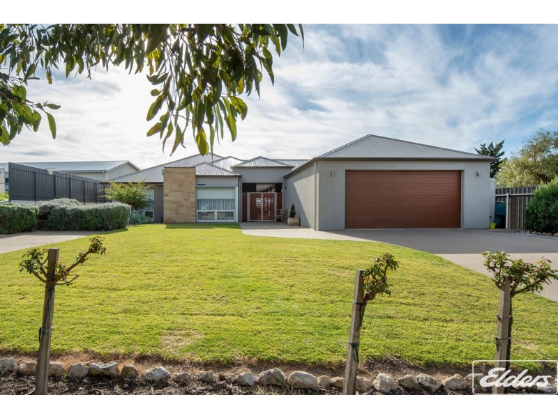 8 Fraser Drive, Hindmarsh Island SA 5214