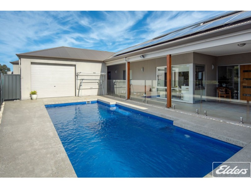 8 Fraser Drive, Hindmarsh Island SA 5214