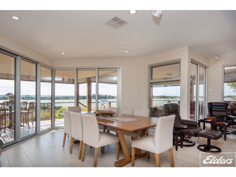 8 Fraser Drive, Hindmarsh Island SA 5214
