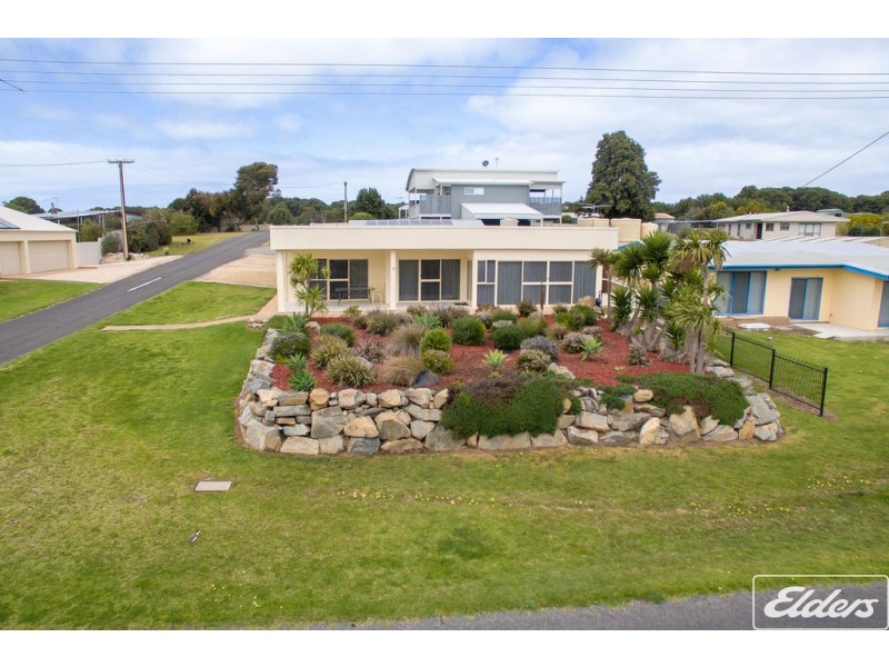 59 Captain Sturt Parade, Hindmarsh Island SA 5214