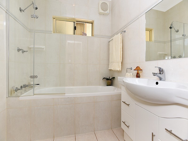 59 Captain Sturt Parade, Hindmarsh Island SA 5214