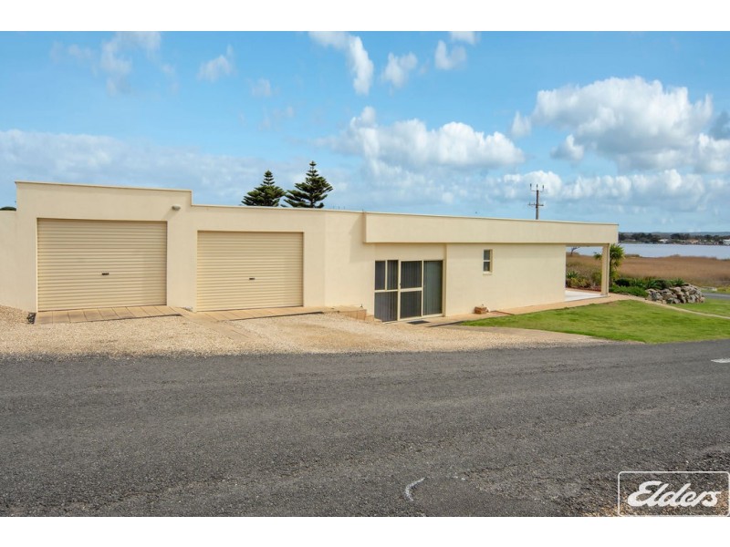 59 Captain Sturt Parade, Hindmarsh Island SA 5214